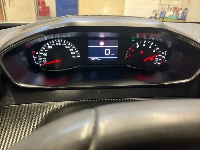 Peugeot 2008 Allure Pack PureTech