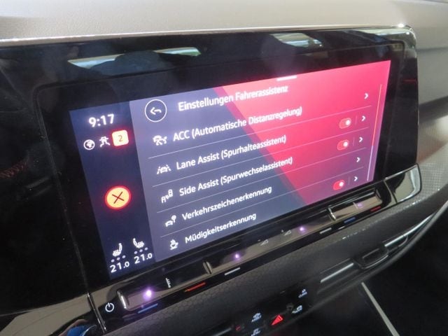 Volkswagen Golf 2.0 TSI DSG Golf VIII