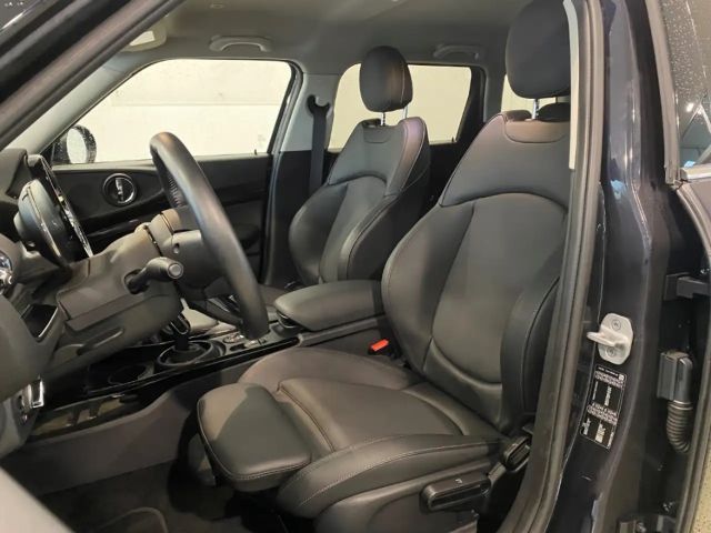 MINI Cooper Clubman Navi LED Rückfahrkamera Tempomat Sitzhzg PDC