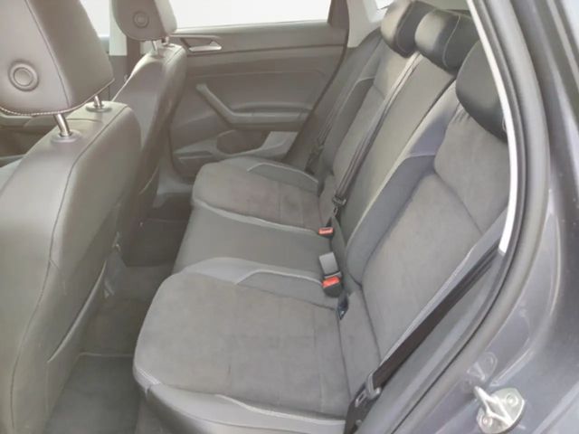 Volkswagen Polo DSG IQ.Drive