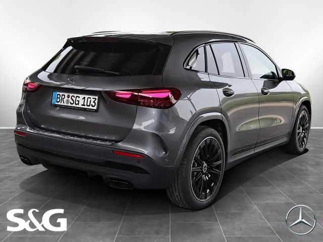 Mercedes-Benz GLA 200 AMG Line