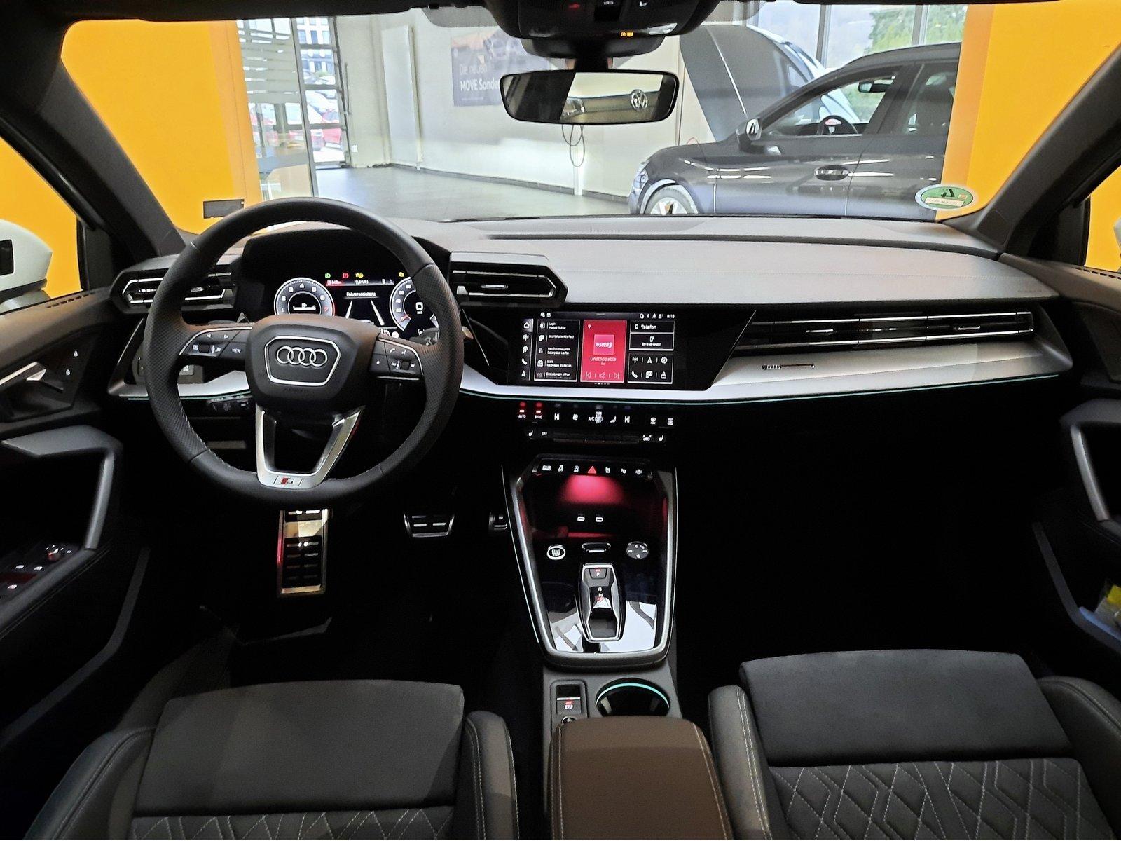 Audi A3 S-Line S-Tronic Sedan Sportback