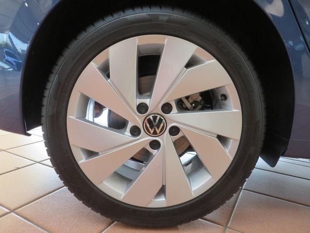 Volkswagen Golf 1.5 TSI Golf VIII Life