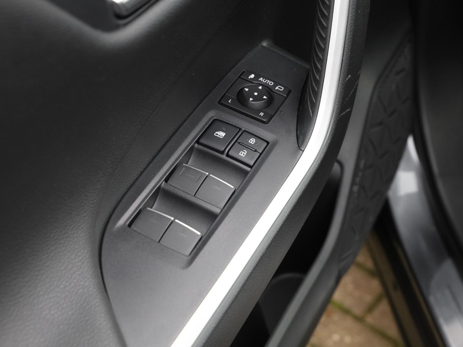 Toyota RAV4 5-deurs Team D