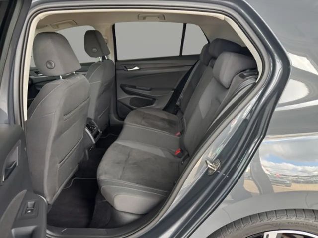 Volkswagen Golf 2.0 TSI Golf VIII Style