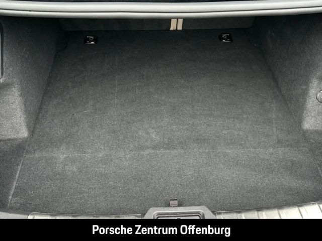 Porsche Taycan 4S