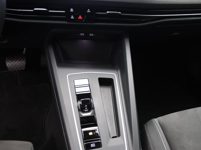 Volkswagen Golf 1.5 eTSI DSG Style Variant