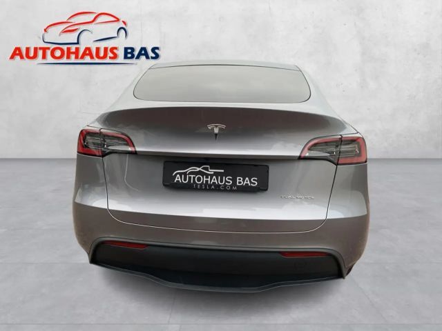 Tesla Model Y AWD Long Range