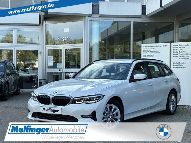 BMW 330 330i Touring xDrive