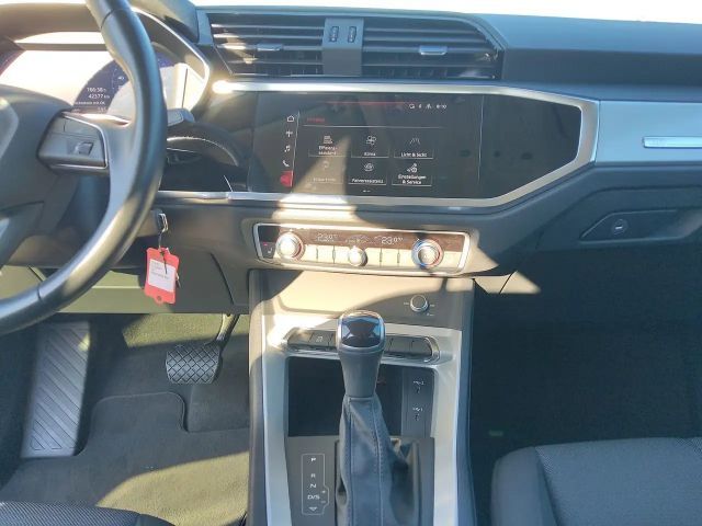 Audi Q3 35 TDI S-Tronic