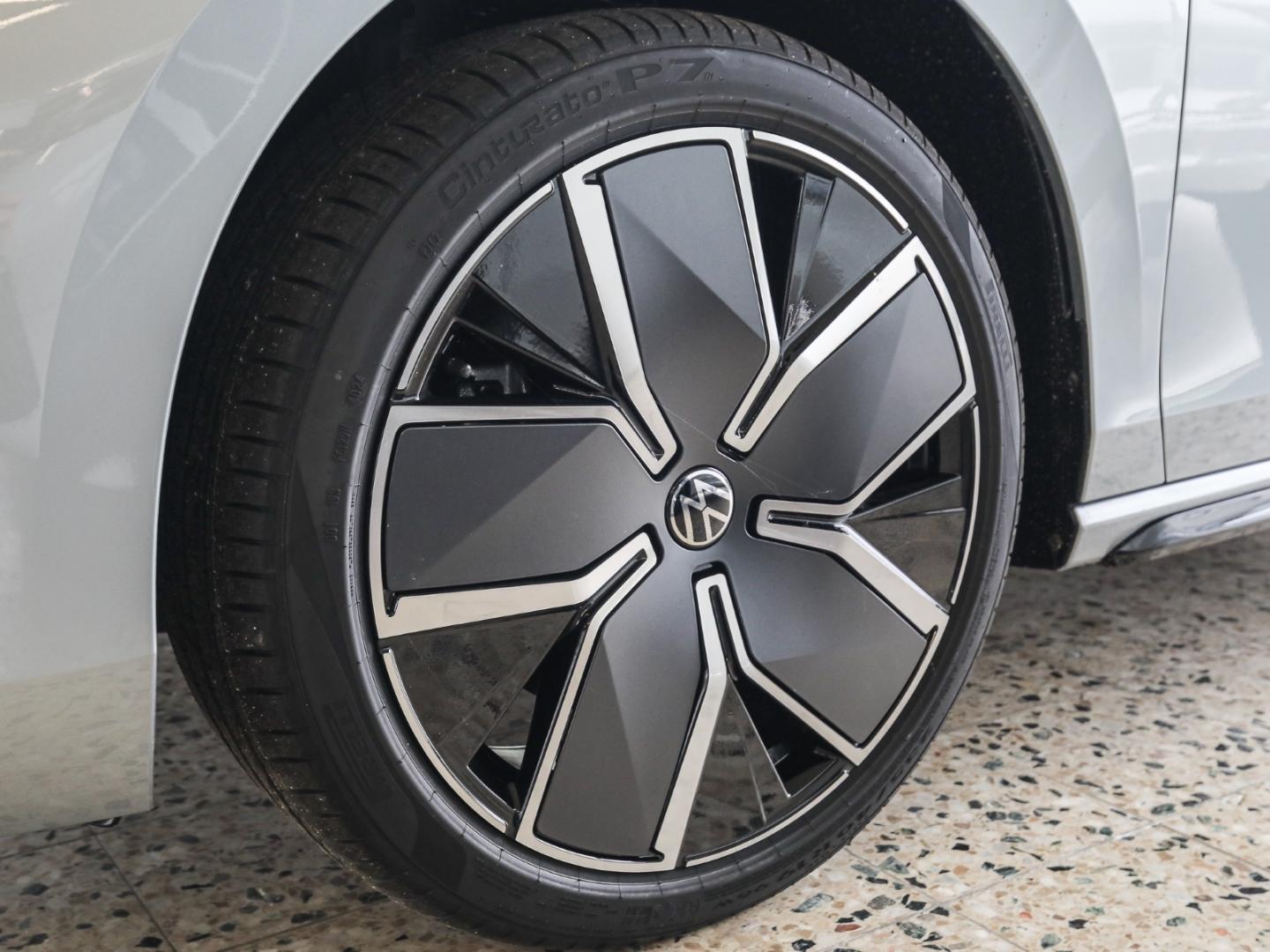 Volkswagen Passat DSG R-Line eHybrid