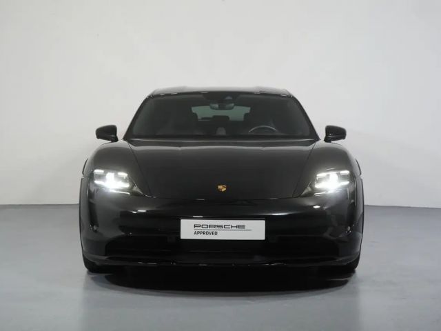 Porsche Taycan 4 Cross Turismo