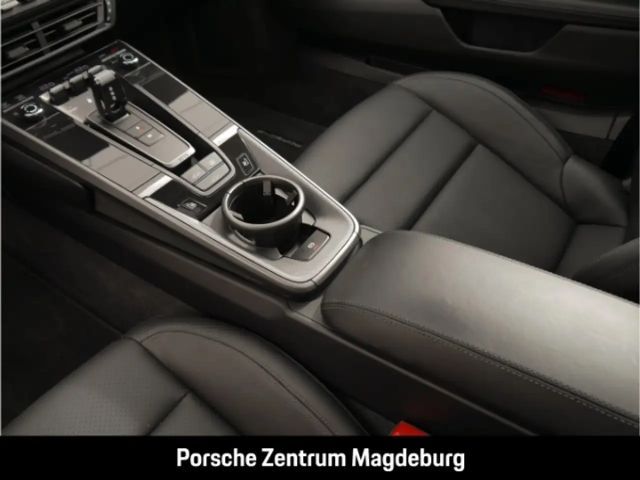 Porsche 992 Carrera Coupé