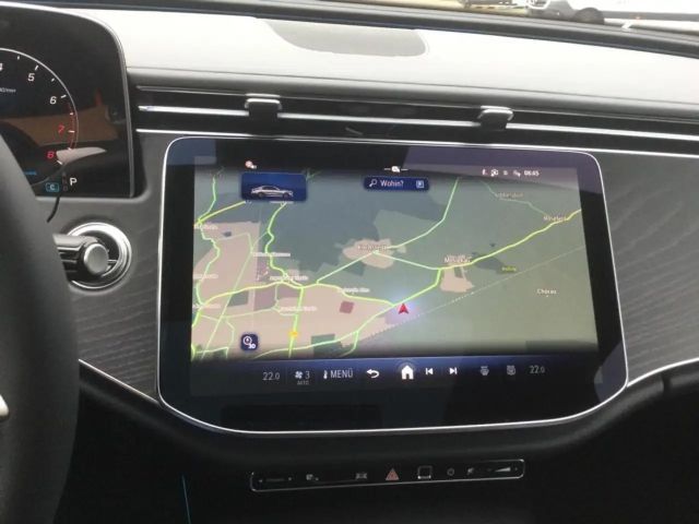 Mercedes-Benz E 200 4MATIC AVANTGARDE Sedan