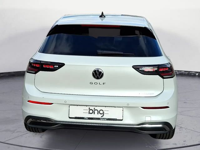 Volkswagen Golf DSG Style eHybrid