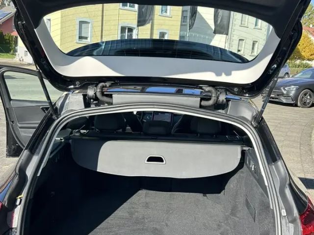 Mercedes-Benz C 180 AVANTGARDE Estate