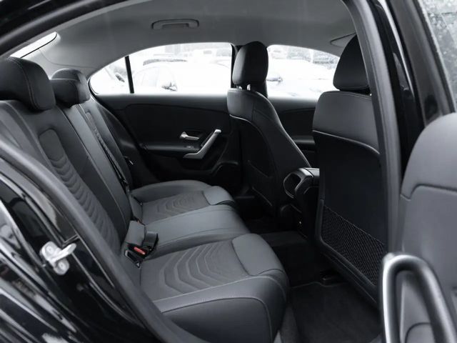 Mercedes-Benz A 220 4MATIC Progressive