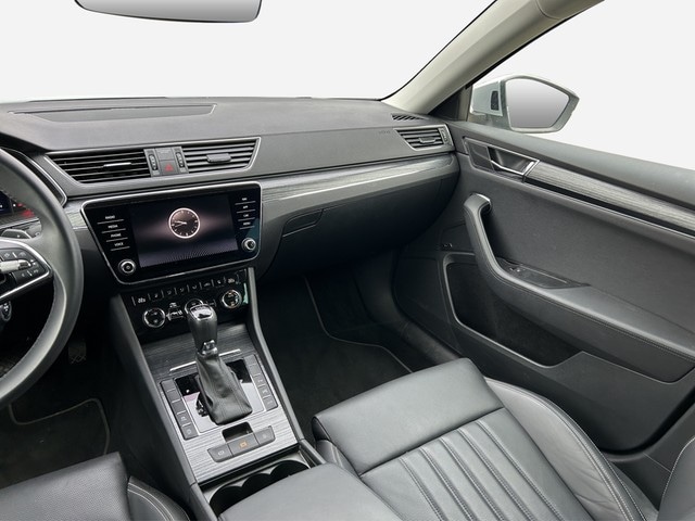 Skoda Superb 2.0 TDI Combi