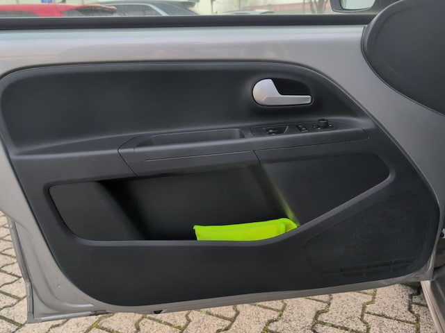 Volkswagen e-up! Move Move up!