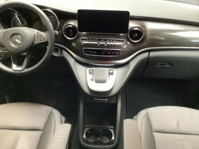 Mercedes-Benz EQV 300 AVANTGARDE