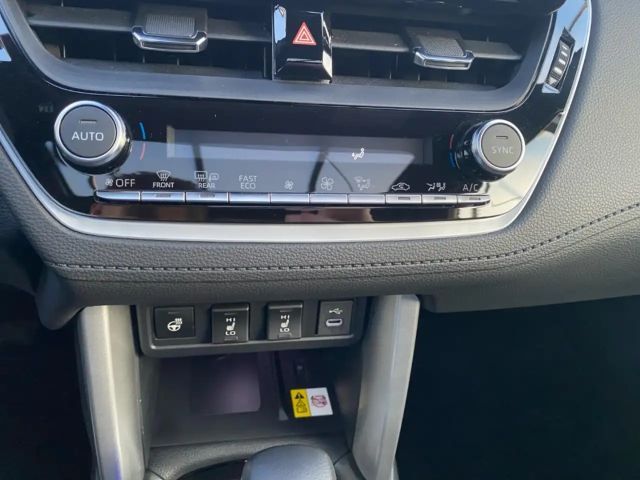 Toyota Corolla Cross Hybride Team D