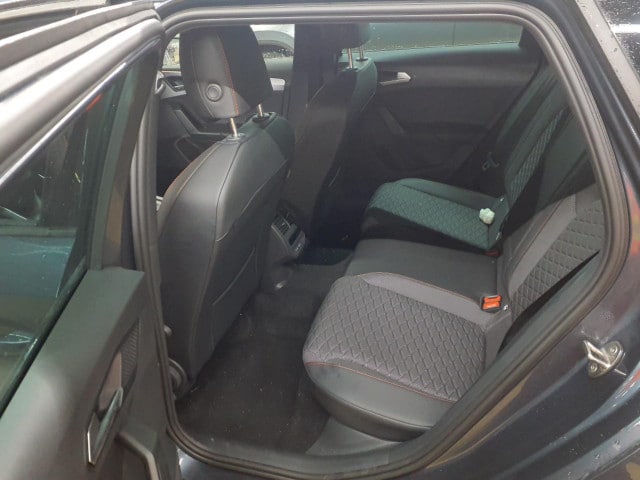 Seat Leon 1.5 eTSI DSG FR-lijn Sportstourer