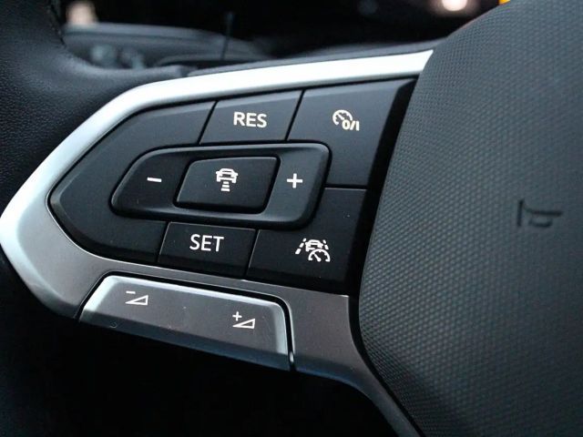 Volkswagen Golf DSG Life