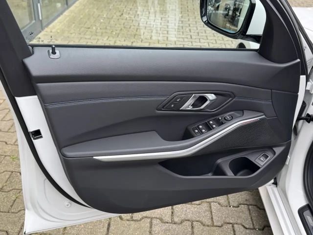 BMW 318 318i M-Sport Touring