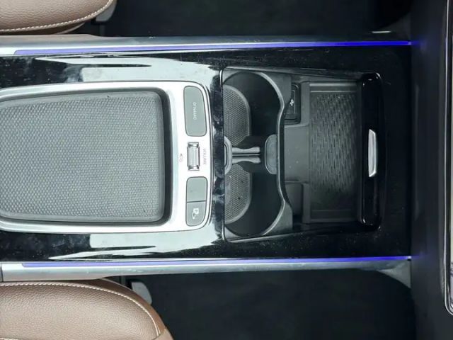 Mercedes-Benz GLB 200 AMG Line