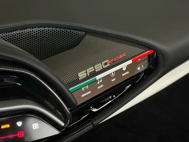 Ferrari SF90 Assetto Fiorano Spider
