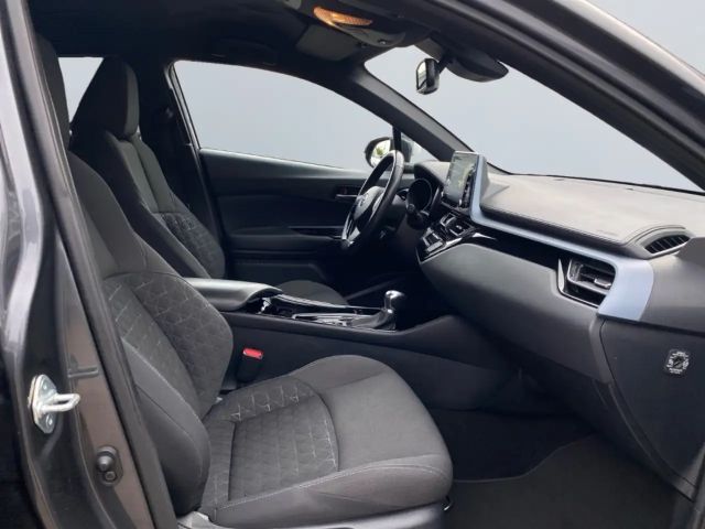 Toyota C-HR Hybride Team D