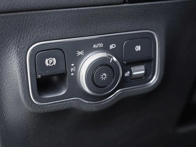 Mercedes-Benz GLA 250 AMG Line