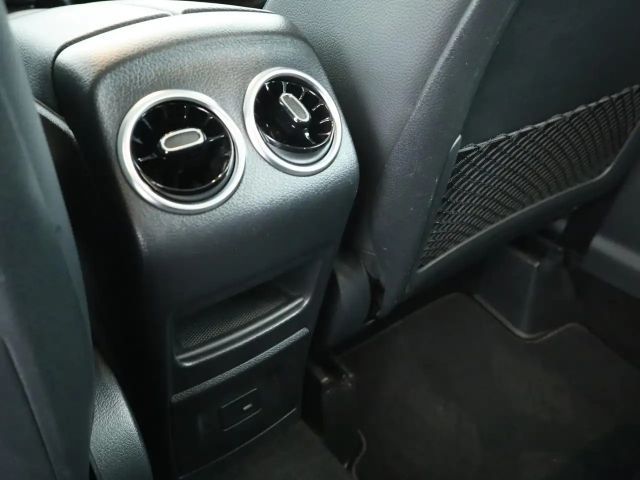 Mercedes-Benz B 180 B 180 d Style