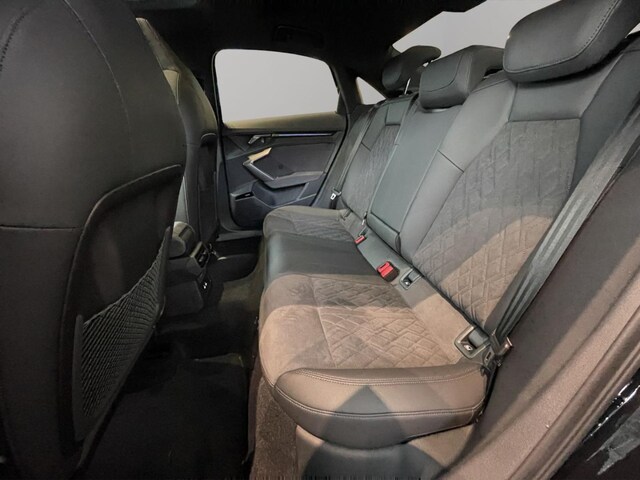 Audi RS3 Quattro S-Tronic Sedan