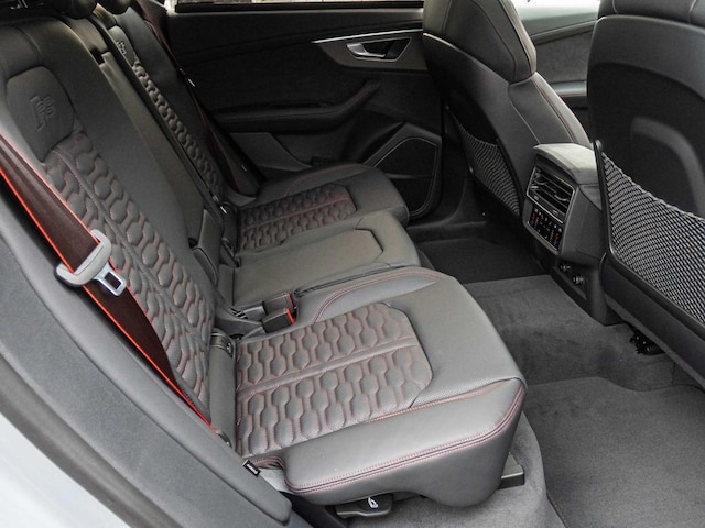 Audi RS Q8 Performance Quattro