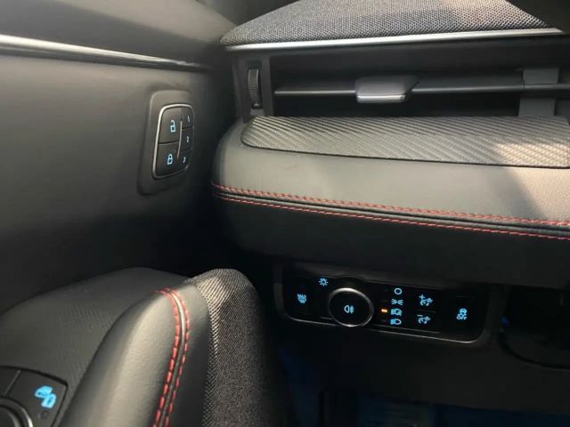 Ford Mustang Mach-E AWD Premium