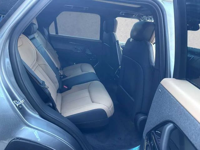 Land Rover Range Rover Sport D300 Dynamic SE