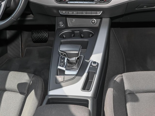 Audi A4 40 TDI Avant S-Tronic