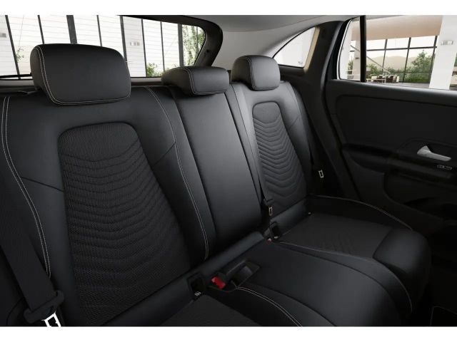 Mercedes-Benz GLA 180 Österreich-Edition *LED-HPS, 7G-DCT, Rückfahrkamer