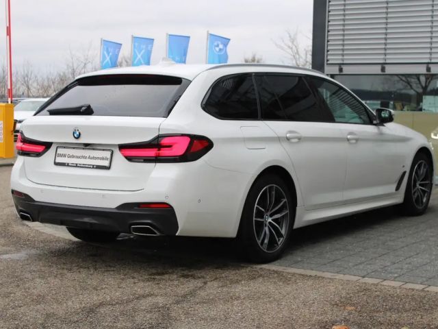 BMW 520 520d M-Sport Touring