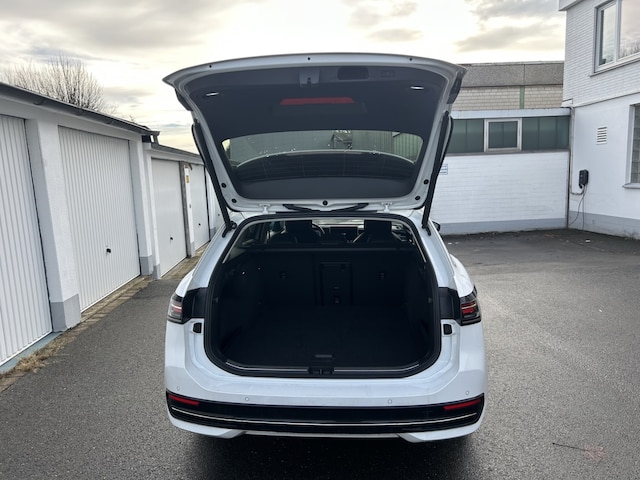 Volkswagen Passat 2.0 TDI DSG Elegance Elegance