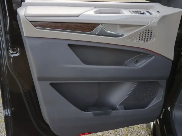 Volkswagen Multivan 2.0 TDI DSG Style T7