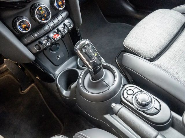 MINI Cooper LED+KLIMAAUTOMATIK+PDC+NAVI+