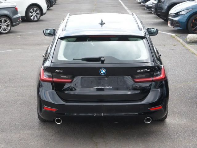 BMW 320 320e Advantage pakket xDrive