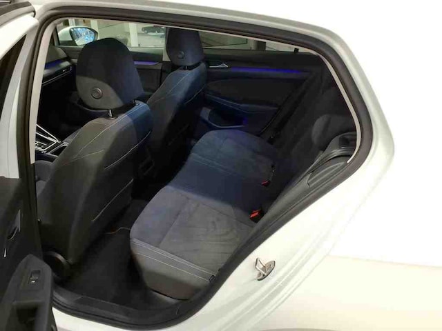 Volkswagen Golf 1.5 eTSI DSG Golf VIII Style