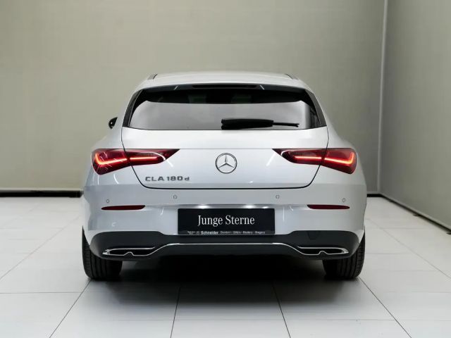 Mercedes-Benz CLA 180 CLA 180 d Shooting Brake