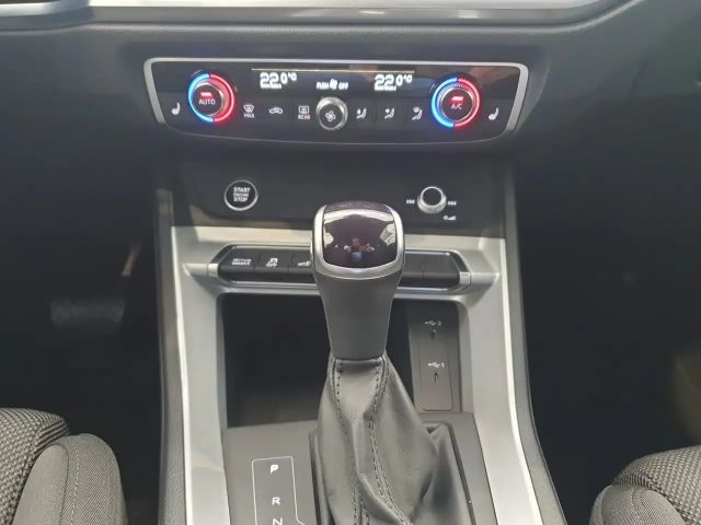 Audi Q3 45 TFSI Hybride