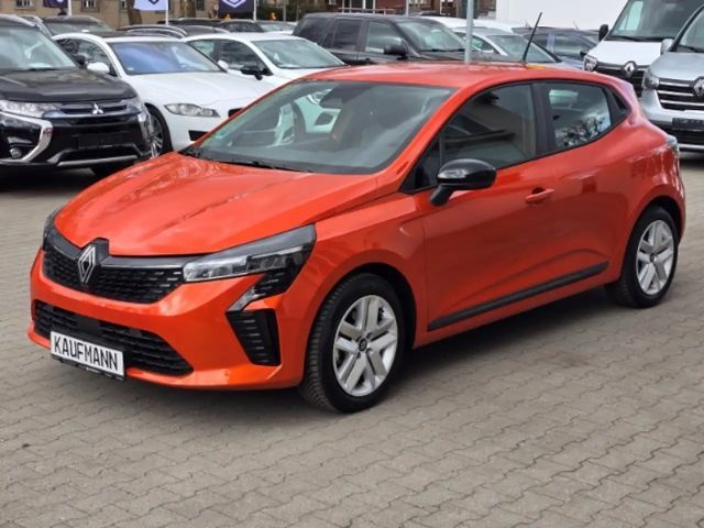 Renault Clio E-Tech Evolution Hybrid