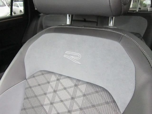 Volkswagen Tiguan R-Line Style eHybrid