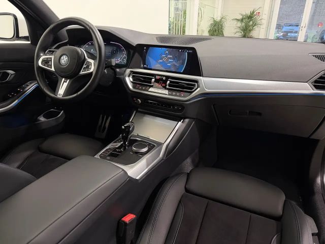 BMW 330 330e M-Sport Sedan